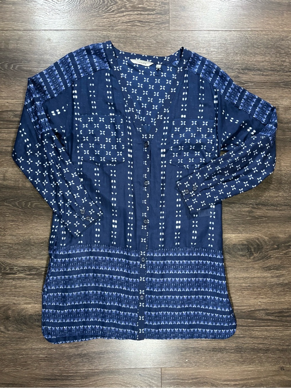 Women's Navy Patterned Button-Front Top
